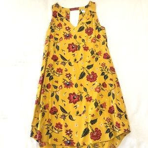 Women’s Old Navy Floral Flowy Dress Size M.